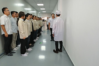 團(tuán)隊(duì)合照